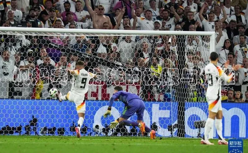 帆船赛：海洋的极限与优雅